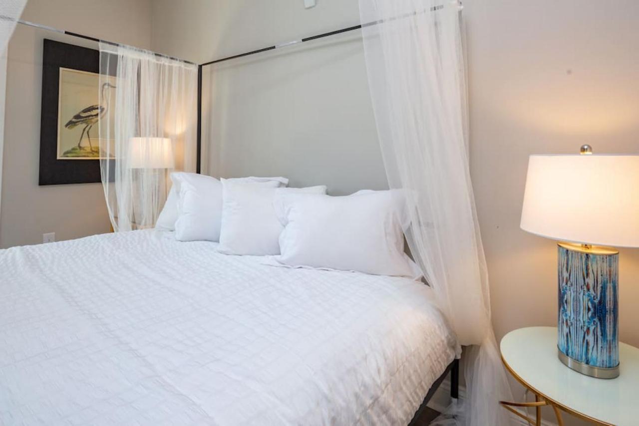 Lovely 4Br King Beds Steps To Beach And Pier G Миртъл Бийч Екстериор снимка